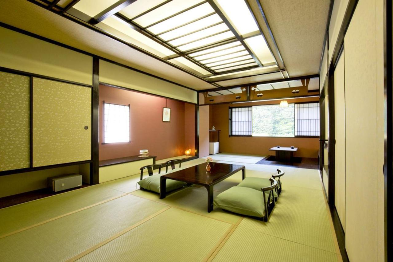 Hotel Takamiya Ryokan Beni Tozawa Zewnętrze zdjęcie